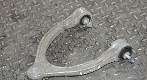 Mercedes-Benz C W205 Front lower control arm/wishbone
