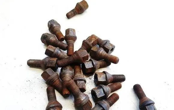 Opel Astra H Nuts/bolts 