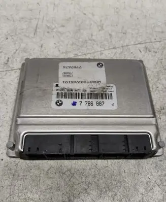 BMW 5 E39 Engine control unit/module 7786887 0281010205