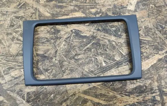 Volkswagen Golf VI Radio/GPS head unit trim 5K0858063F 5K0858061F