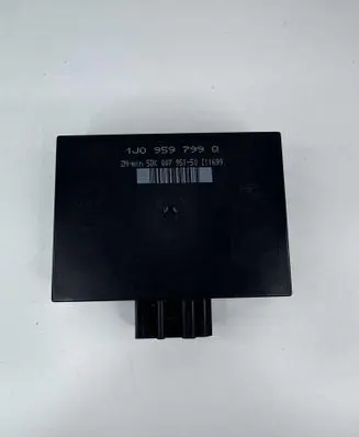 Volkswagen Golf IV Comfort/convenience module 1J0959799Q 5DK00795150