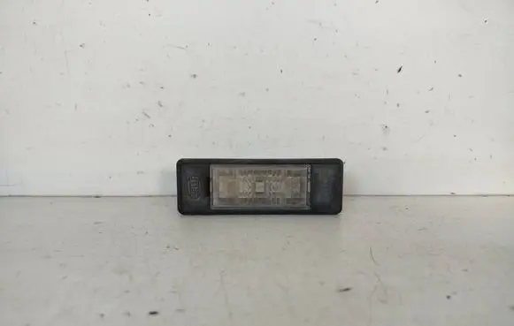 Nissan Primera Number plate light 2KA008224 153012 B897