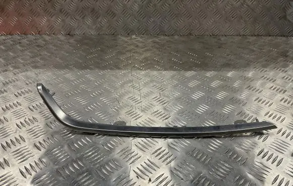 KIA Pro Cee'd III Front bumper splitter molding 86573-J7KA0