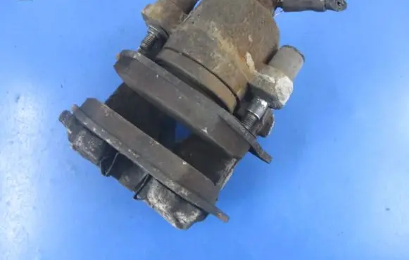 Volkswagen Fox Front brake caliper