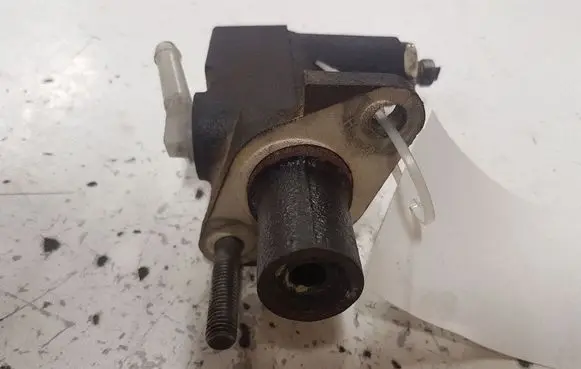 KIA Sorento Master brake cylinder