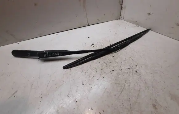 Citroen Berlingo Front wiper blade arm 80007467