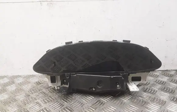 Toyota Yaris Speedometer (instrument cluster) 838000D690D MB4573003206