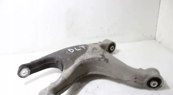 Rear control arm
