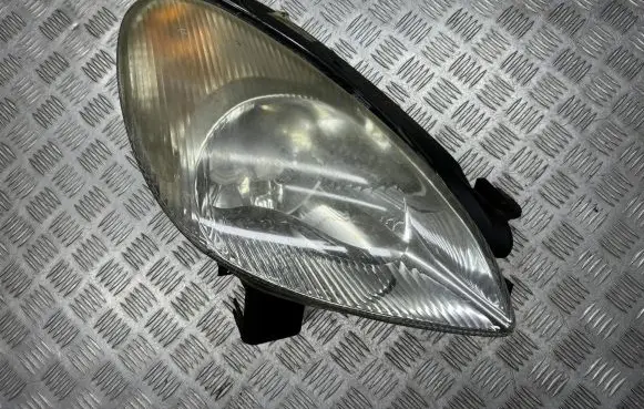 Citroen Xsara Picasso Headlight/headlamp 9631494980 89300200 5211175