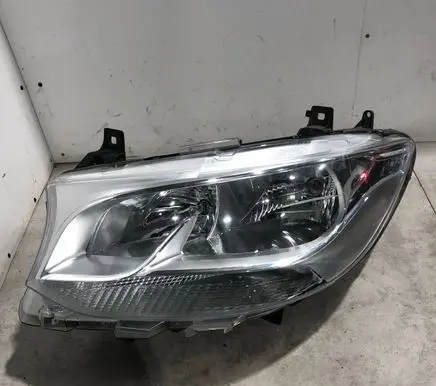 Mercedes-Benz Sprinter W907 W910 Headlight/headlamp A9109060200