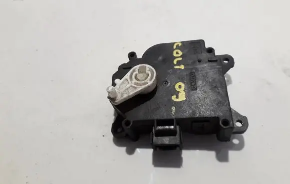 Mitsubishi Colt Air flap motor/actuator CZ113802840