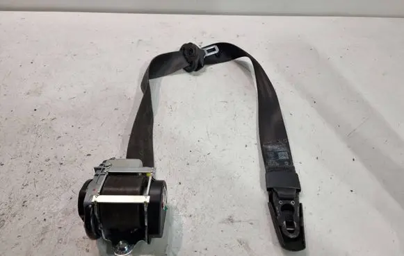 Skoda Superb B6 (3T) Front seatbelt 3T2857702 2A90100071 1000072