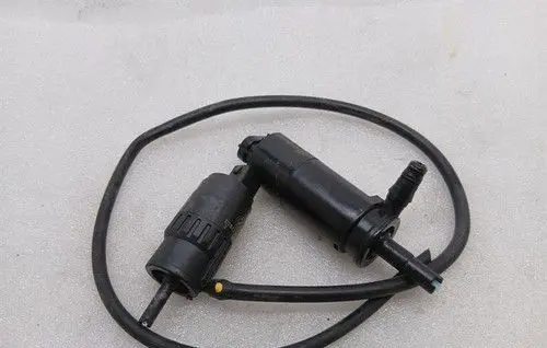 Ferrari California F149 Windscreen/windshield washer pump 81632900