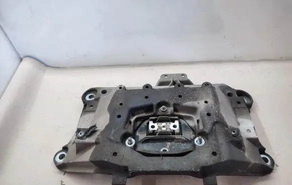 Audi A4 S4 B8 8K Gearbox mounting bracket 8K0399263
