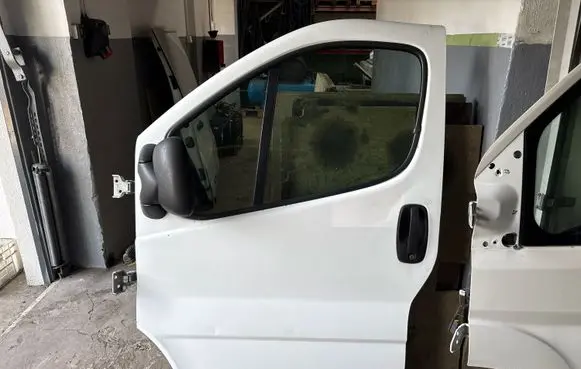 Renault Trafic II (X83) Front door 