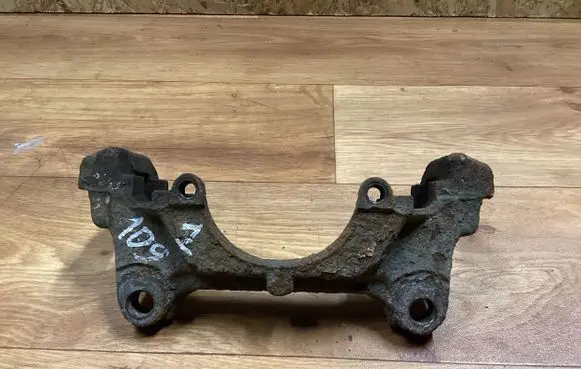 Volkswagen PASSAT B6 Front Brake Caliper Pad/Carrier 