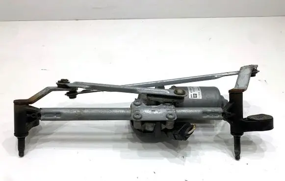 Opel Corsa E Front wiper linkage and motor 