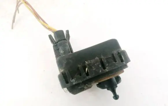 Opel Zafira A Headlight level adjustment motor 