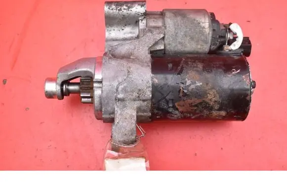 Audi Q5 SQ5 8R Starter motor 06H911021A