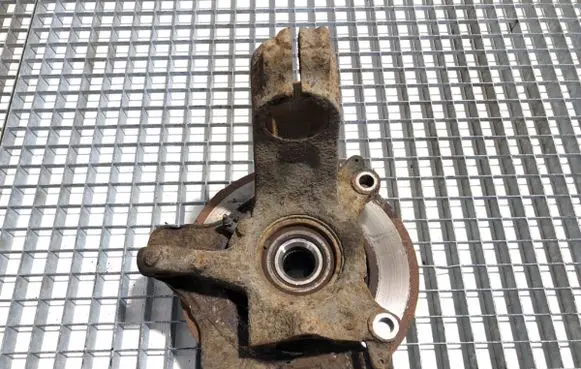 Fiat Ducato Front wheel hub spindle knuckle 