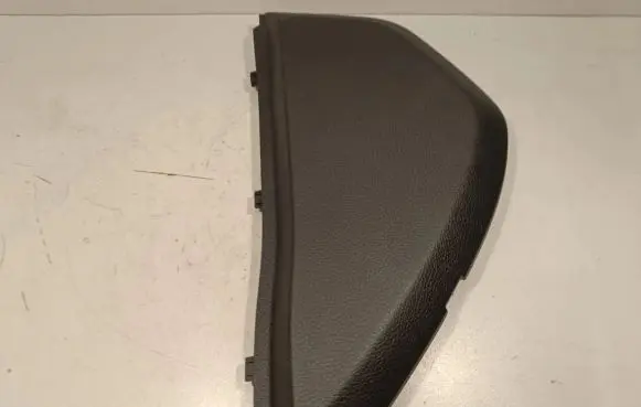 Nissan X-Trail T32 Dashboard side end trim 68499