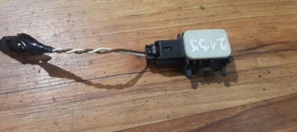Peugeot 207 Airbag deployment crash/impact sensor 9659186280 300307