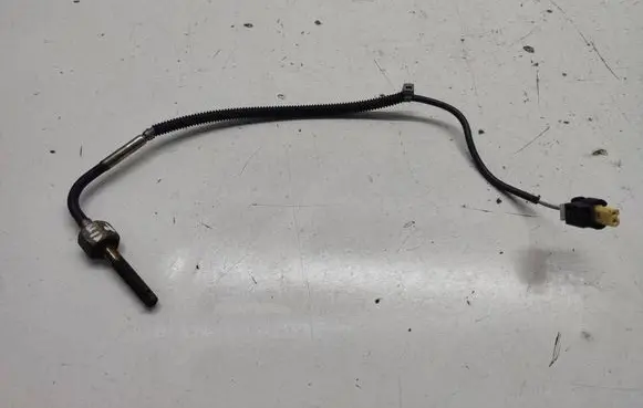 Mercedes-Benz Vito Viano W447 Exhaust gas temperature sensor A0009055205 A0255456526