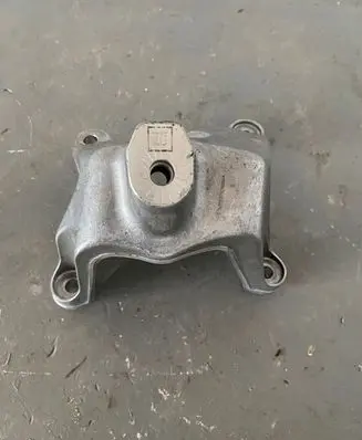 Porsche Macan (95B) Engine mounting bracket 95B199307A