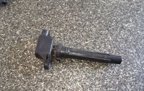 Suzuki Grand Vitara I High voltage ignition coil 3340065J0