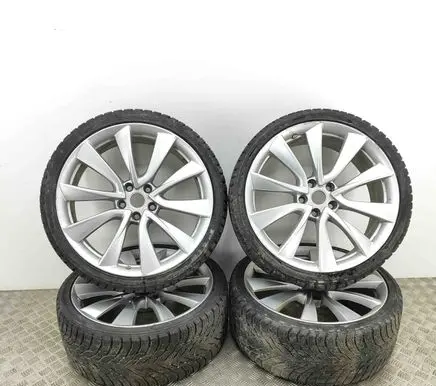 R20 alloy rim