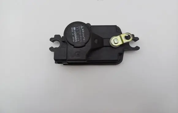 Mitsubishi Galant Central locking motor MB546739