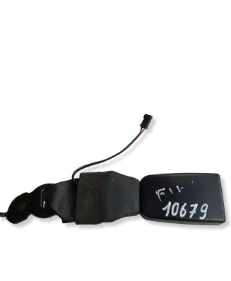 BMW 5 F10 F11 Middle seatbelt buckle (rear) 724327504