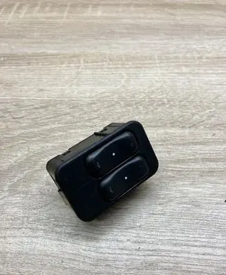 Opel Astra G Electric window control switch 90561088 13363201