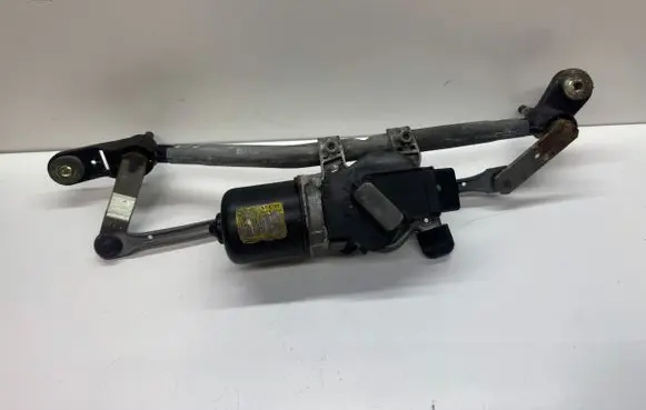 Renault Clio III Front wiper linkage and motor 53567502