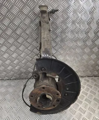 Volkswagen Touareg II Front wheel hub 7P6407245A