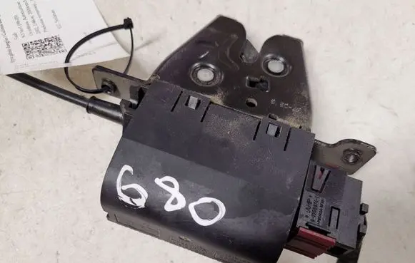 Saab 9-3 Ver2 Tailgate/trunk/boot lock/catch/latch 12792806 12785002