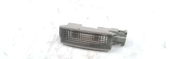 Volkswagen PASSAT B5 Other interior light 3B0947113