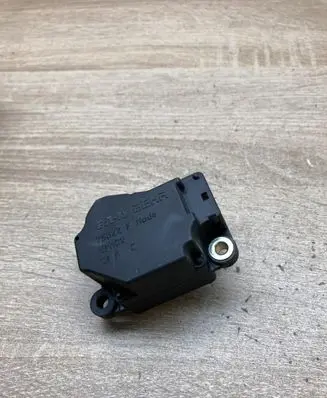 Volvo S60 Air flap motor/actuator 75622F 131102