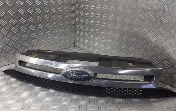 Ford Focus Bonnet/hood grill 8S43-200