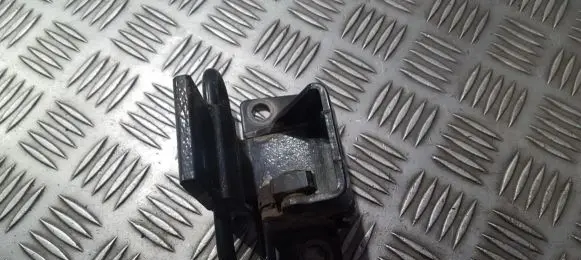 Audi A4 S4 B5 8D Rear door lower hinge 4a0833412c