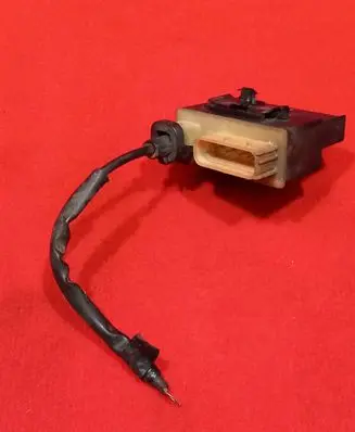 Citroen C5 Glow plug pre-heat relay 9652021180 018010951