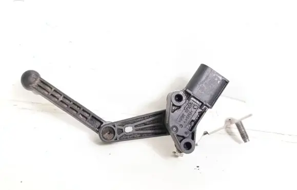 Tesla Model 3 Rear air suspension level height sensor 104497100C