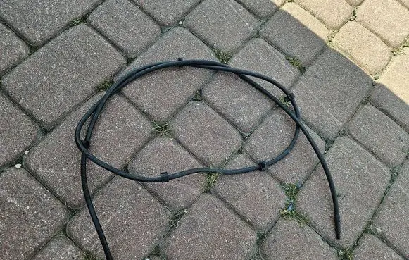 Opel Mokka B Rear window washer fluid hose OPELCZESCI.com-91