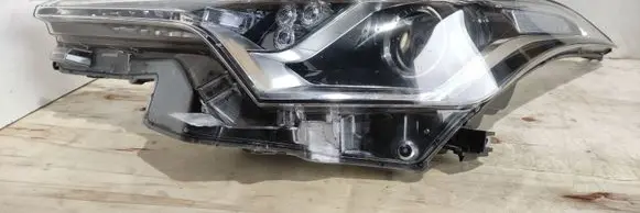 Toyota C-HR I Headlight/headlamp 81150F4031 ITPD013593