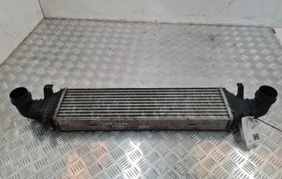 Mercedes-Benz C W204 Intercooler radiator A2045000200