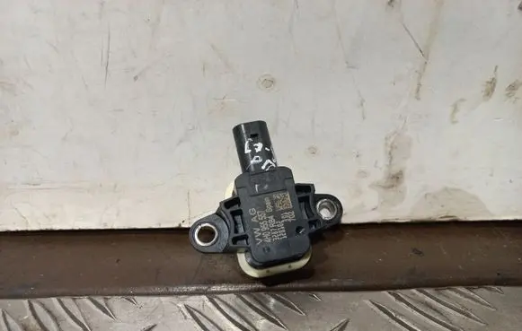 Audi A6 S6 C7 4G Airbag deployment crash/impact sensor 4H0955557
