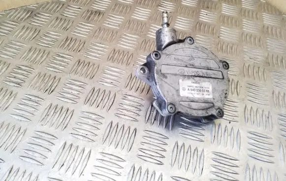 Mercedes-Benz A W169 Vacuum pump 200000044 14S101411500 A6402300365