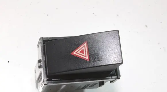 Lexus CT 200H Hazard light switch 15B450