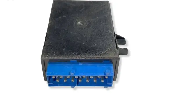 BMW 3 E36 Window wiper relay 8357068 61358357068