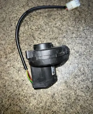 BMW 5 E39 Engine control unit/module fan 129017451829 0130002831